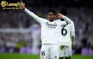 Chelsea quan tâm đến Endrick